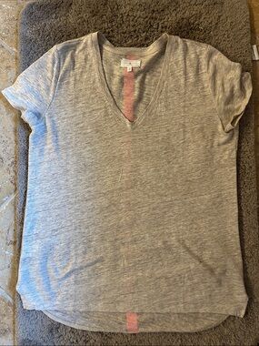 Women's Lightweight V-Neck Tee - Heather Gray
